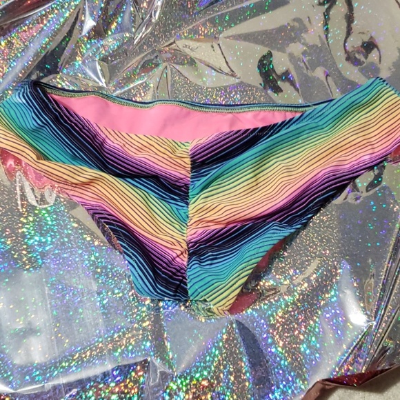 VICTORIAS SECRET WOMEN'S BIKINI RUCHED SIZE S/P - Picture 4 of 8